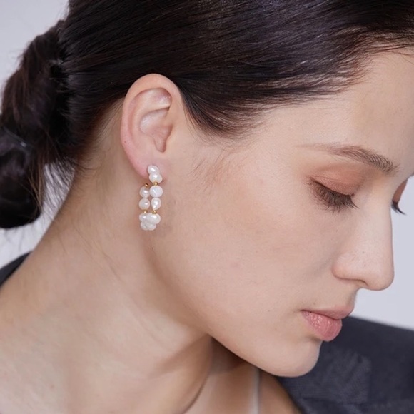 18K Gold Plated Pearls Beads Hoop Earrings - Picture 1 of 7